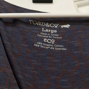 Toad&Co Navy and Rust Eco Top